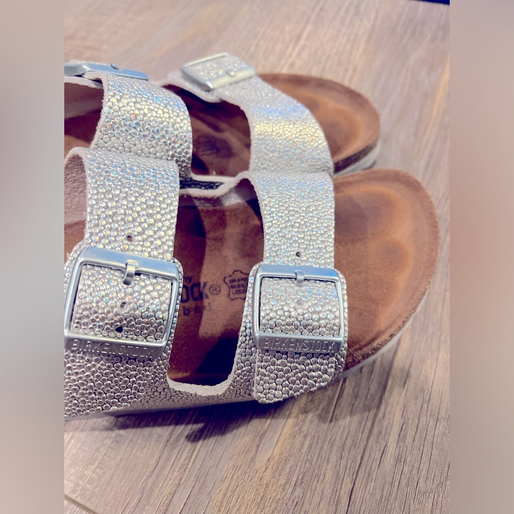 RARE Birkenstocks with soft bottom-literally brand new, size 40 - Picture 2 of 5
